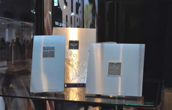 Aluminijske korice Gran Menu – luksuzni jelovnici od Kappa materijala s ugraviranim detaljima